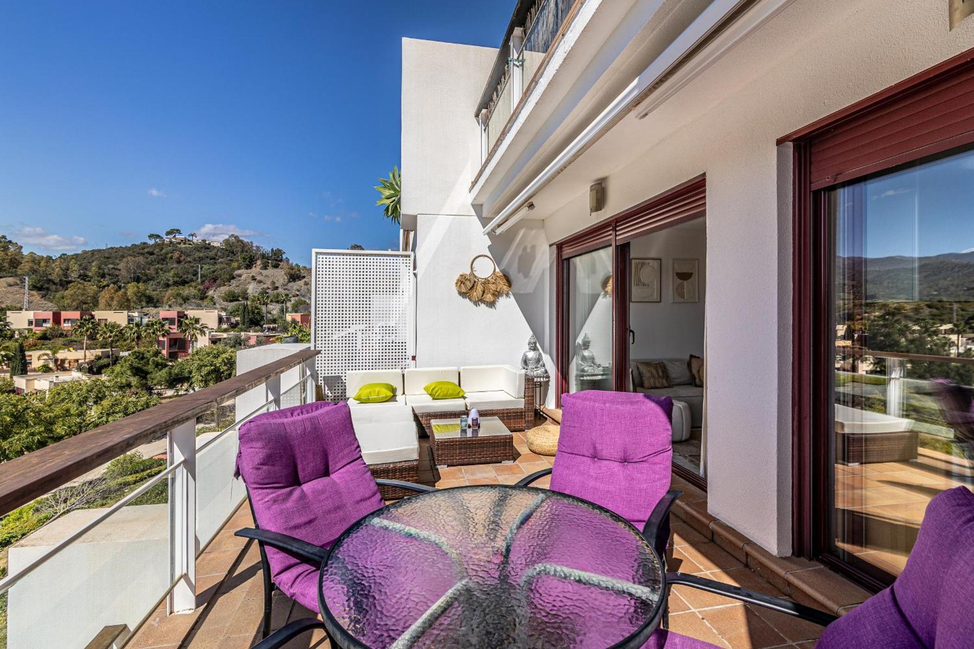 אסטפונה Rentitspain Apartamento Charming Gym, Jacuzzi Y Balcon מראה חיצוני תמונה